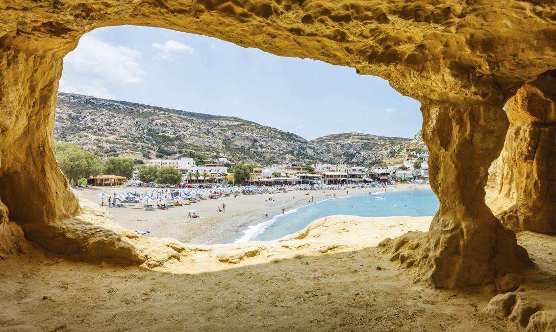 beaches to visit near heraklion crete